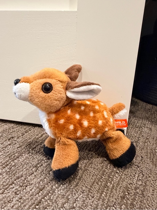 Wild Republic Other - Wild Republic Hug'Ems Fawn stuffed plush toy- brown spotted body. 7”